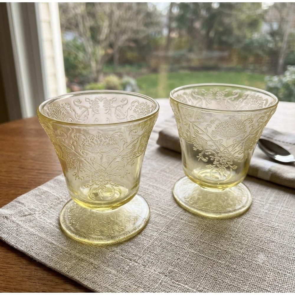 Vtg Hazel Atlas Florentine Poppy Yellow Depression Glass Footed Juice Tumblers